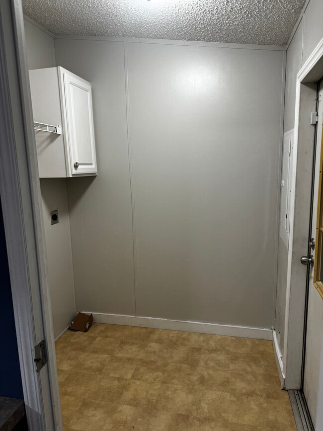 495 Apricot St in New Iberia, LA - Building Photo - Building Photo