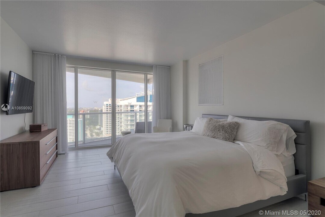 3101 Bayshore Dr-Unit -2408 in Fort Lauderdale, FL - Building Photo