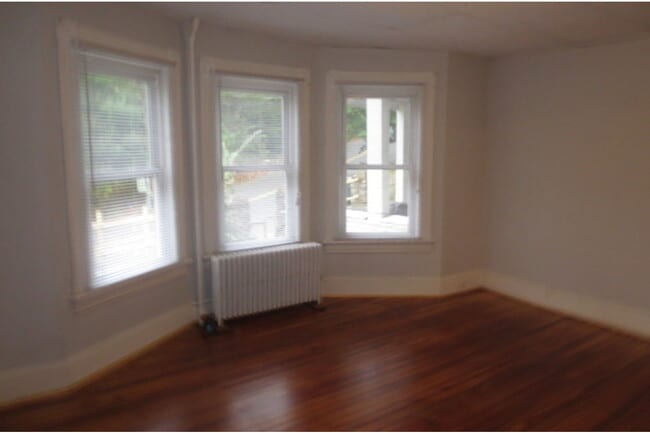 12 Arch St in Manchester, CT - Building Photo - Building Photo