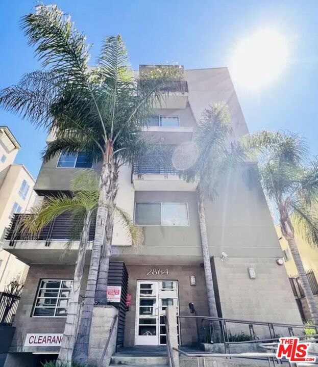 property at 2864 Sunset Pl