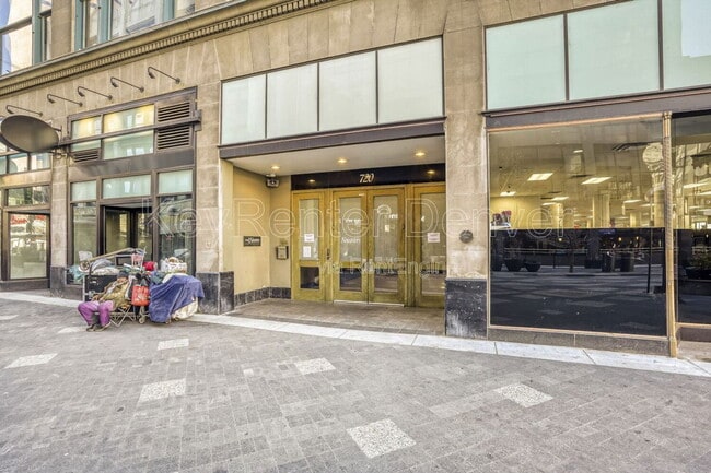 720 16th St in Denver, CO - Building Photo - Building Photo