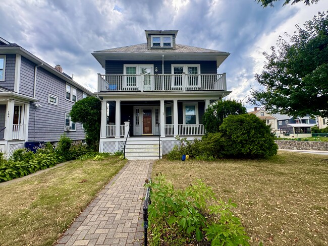 108 Redlands Rd, Unit 1