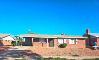 517 De Soto Ave in El Paso, TX - Building Photo