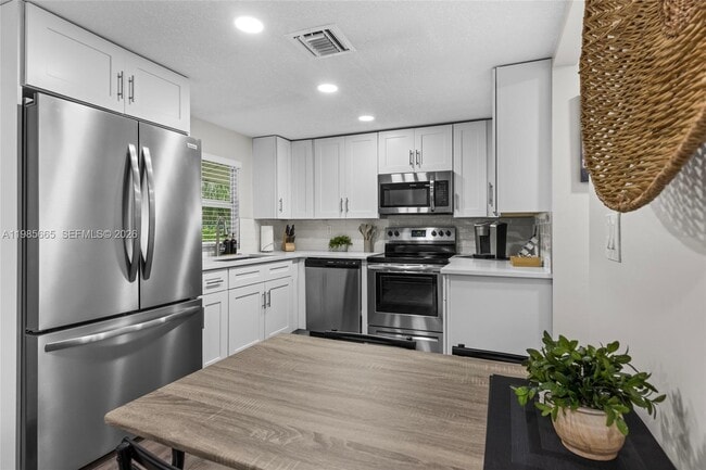 6674 4th St in Jupiter, FL - Building Photo - Building Photo