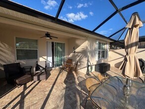 10700 Cetrella Dr in Ft. Myers, FL - Building Photo - Building Photo