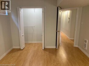 641 Frieburg Dr in Waterloo, ON - Building Photo - Building Photo