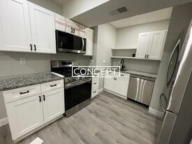 11 Pierce St in Boston, MA - Building Photo