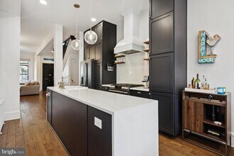 1019 Independence Ave SE in Washington, DC - Building Photo - Building Photo