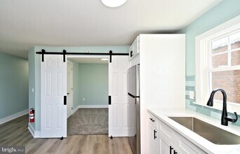 20 S Hanover St in Pottstown, PA - Building Photo - Building Photo