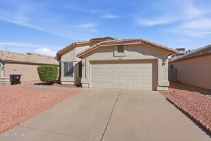 3030 E Topeka Dr in Phoenix, AZ - Building Photo