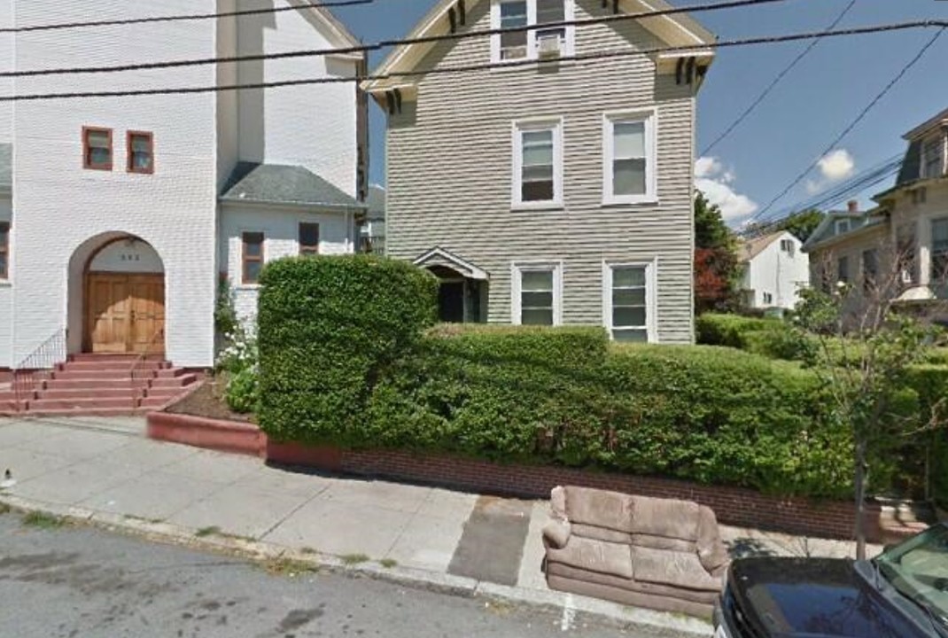 249-251 Washington St in Haverhill, MA - Foto de edificio