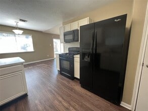 28811 Stapleford St in Spring, TX - Building Photo - Building Photo