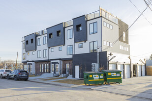 801 8 Av NE in Calgary, AB - Building Photo