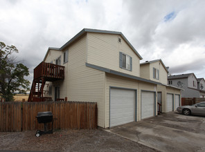 909 Post Cir in Kimberly, ID - Foto de edificio - Building Photo