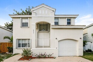 6701 Fern St in Margate, FL - Building Photo