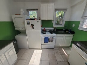 4315 River Rd NW, Unit Apt 5 in Washington, DC - Building Photo - Building Photo