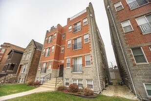 4433 S Calumet Ave in Chicago, IL - Building Photo