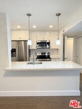 5257 Radford Ave in Los Angeles, CA - Building Photo - Building Photo