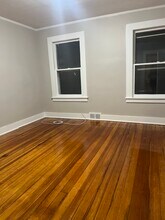 30 Gridley St, Unit Bristol 3 Bedroom apto in Bristol, CT - Building Photo - Building Photo