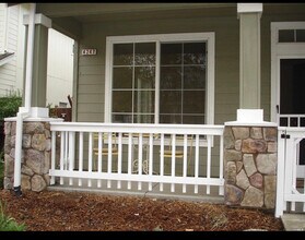4247 Flat Rock Cir in Santa Rosa, CA - Foto de edificio - Building Photo