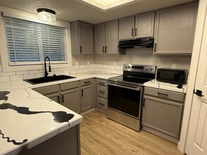 1093 W Waltman Dr in Meridian, ID - Building Photo - Building Photo