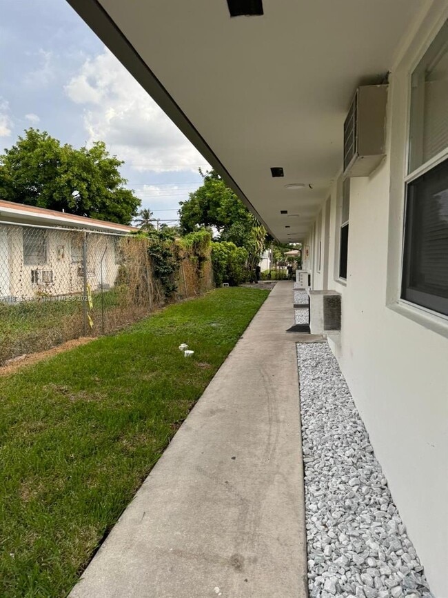 15941 NE 18th Pl