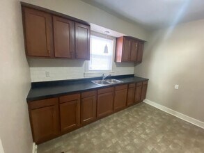 1230 Summit St in Fort Wayne, IN - Building Photo - Building Photo
