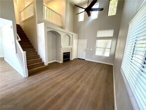 9978 Erie Stream Way in Las Vegas, NV - Building Photo - Building Photo