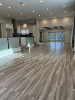 6613 Atoll Ave in Los Angeles, CA - Building Photo