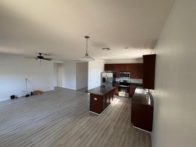 3947 Wind Dancer Cir in St. Cloud, FL - Building Photo - Building Photo