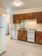 2217-2221 Lee St SE in Salem, OR - Building Photo - Building Photo