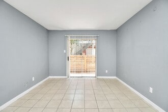 5959 Bonhomme Rd in Houston, TX - Building Photo - Building Photo