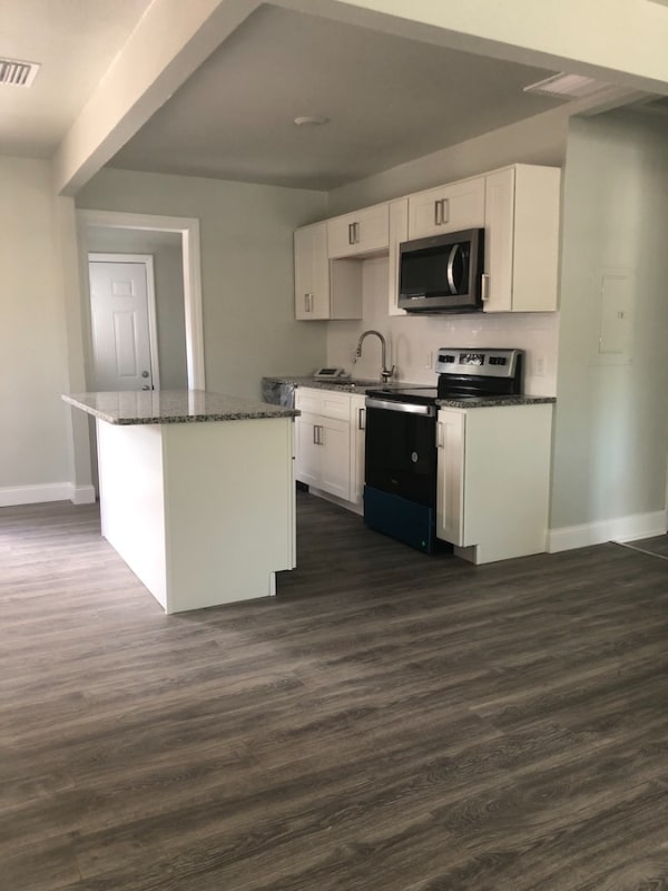 property at 1445 12th Ave S