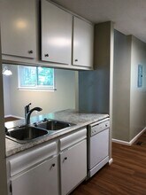 112-116 Greengate Ct in Cary, NC - Building Photo - Building Photo