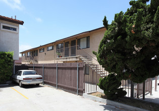 4352 Oregon St in San Diego, CA - Foto de edificio - Building Photo