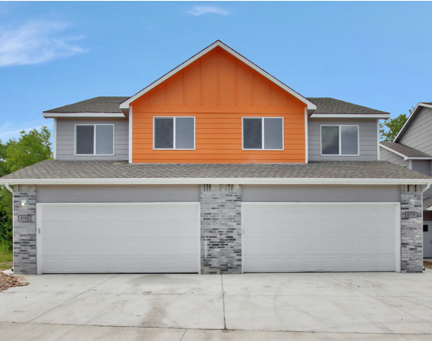 property at 4533 E 45th St N