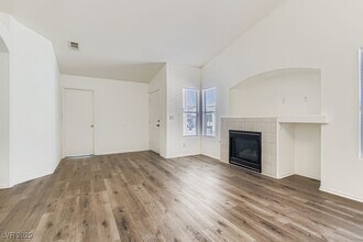 884 Cozy Valley St in Henderson, NV - Building Photo - Building Photo