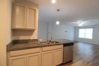 2941 Locust Grv Ct in Harrisonburg, VA - Building Photo - Building Photo