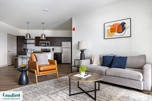 5811 Main St in McCordsville, IN - Building Photo