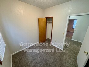 1307 Elm St in Eudora, KS - Building Photo - Building Photo