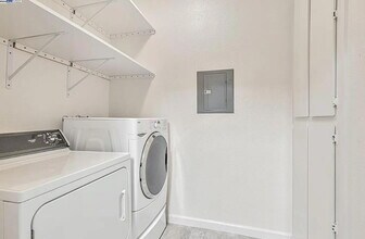 7148 Dublin Meadows St in Dublin, CA - Building Photo - Building Photo