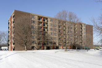 Westwood Terrace in Moline, IL - Building Photo - Building Photo