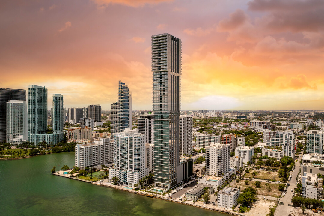 Elysee Miami in Miami, FL - Foto de edificio