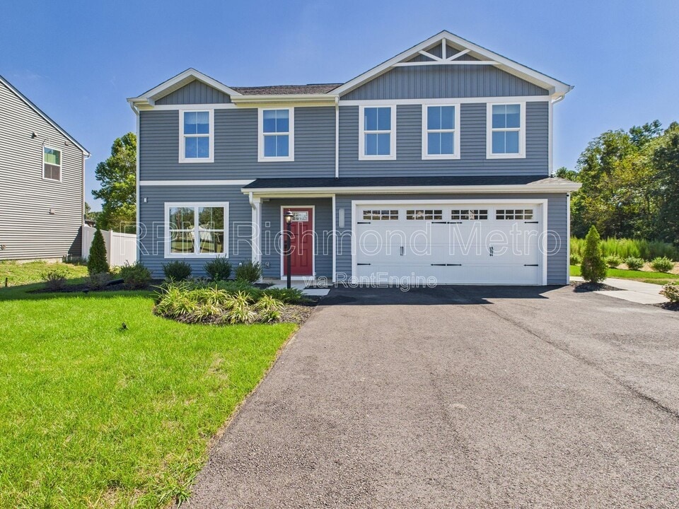 2943 Travis Ln in Petersburg, VA - Building Photo