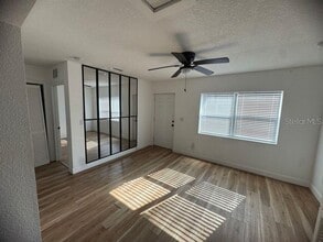 905 N Center St in Plant City, FL - Building Photo - Building Photo