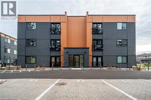 259 King St E in Hamilton, ON - Building Photo