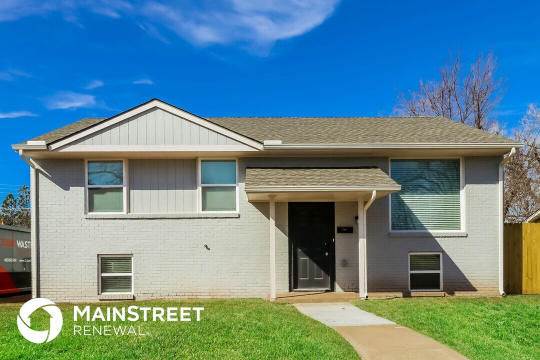 5701 N Warren Ave in Oklahoma City, OK - Building Photo