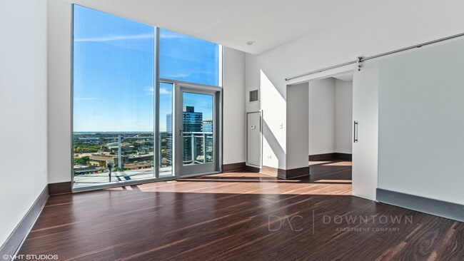 property at 1416 N Halsted St