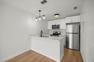 5330 SE 28th Ln in Ocala, FL - Building Photo - Building Photo