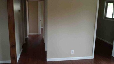 1943 Mel Ct in Westland, MI - Building Photo - Building Photo